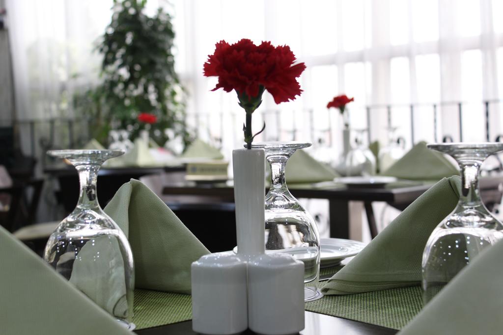 Al Diar Dana Hotel