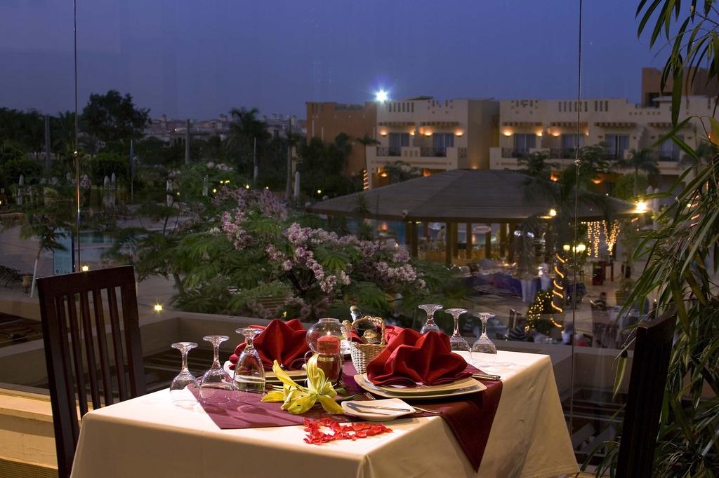 Swiss Inn Pyramids Golf Resort
