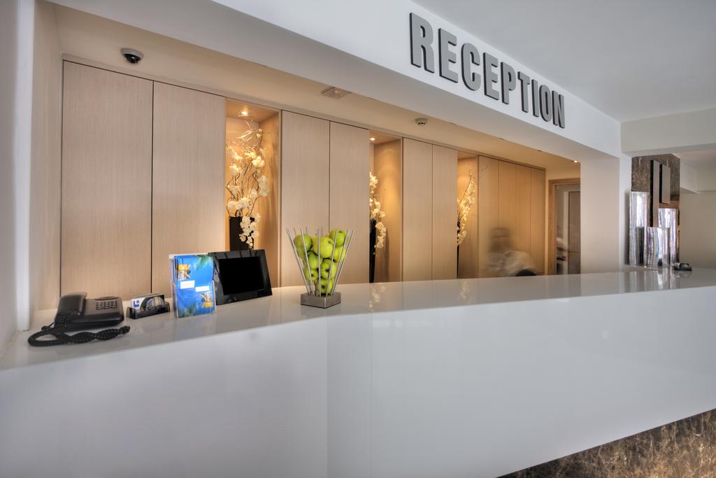 Livadhiotis City Hotel