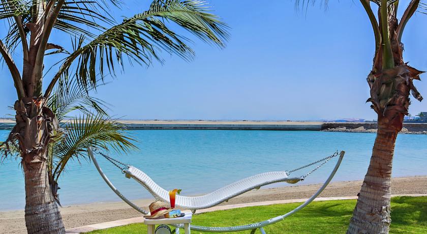 Al Raha Beach Hotel Villas