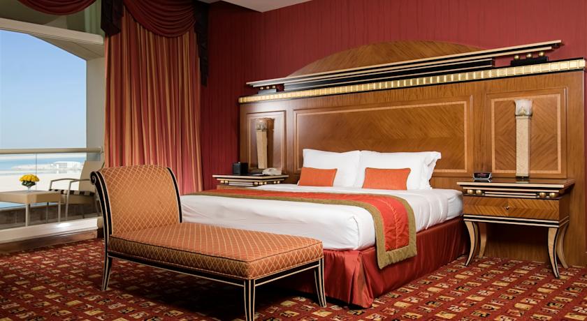 Al Raha Beach Hotel Villas