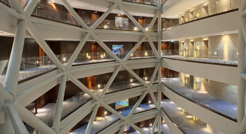 Hyatt Capital Gate, Abu Dhabi