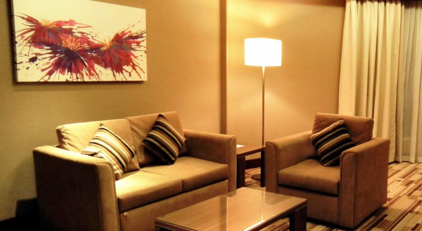 Paragon Hotel