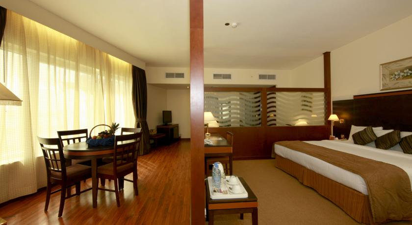 Howard Johnson Hotel Bur Dubai