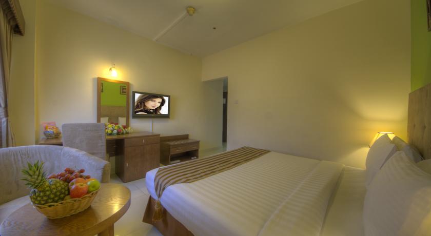 Hyde Park Hotel