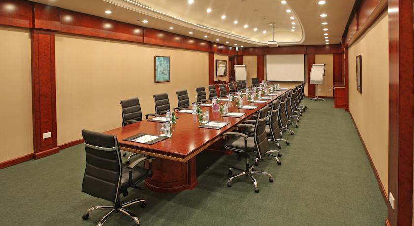 Al Raha Beach Hotel Villas