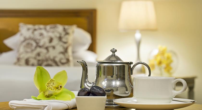 Dhafra Beach Hotel