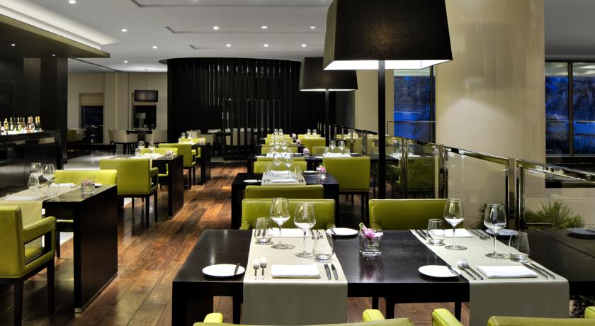 Pullman Dubai Creek City Centre