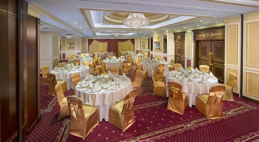 Royal Rose Hotel