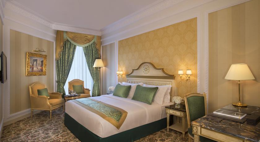 Royal Rose Hotel