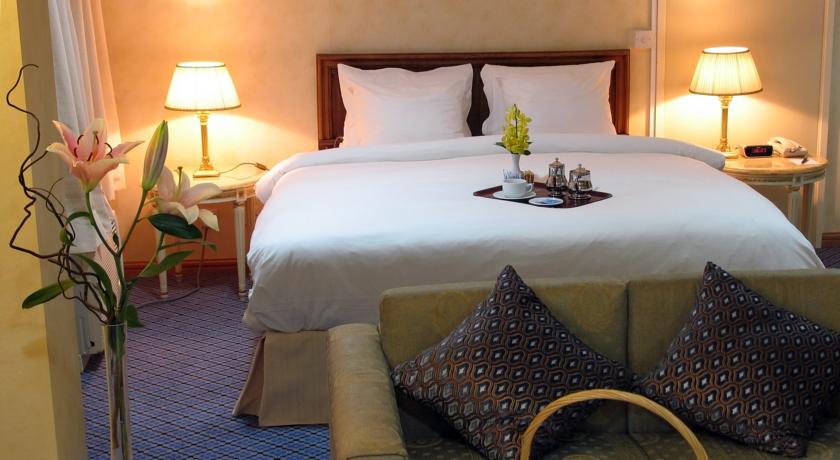 Dhafra Beach Hotel