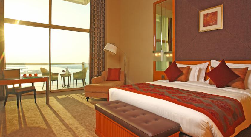 Al Raha Beach Hotel Villas
