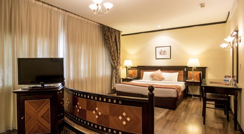 Imperial Suites Hotel