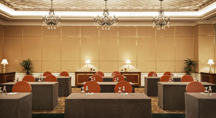 Sheraton Abu Dhabi Hotel & Resort
