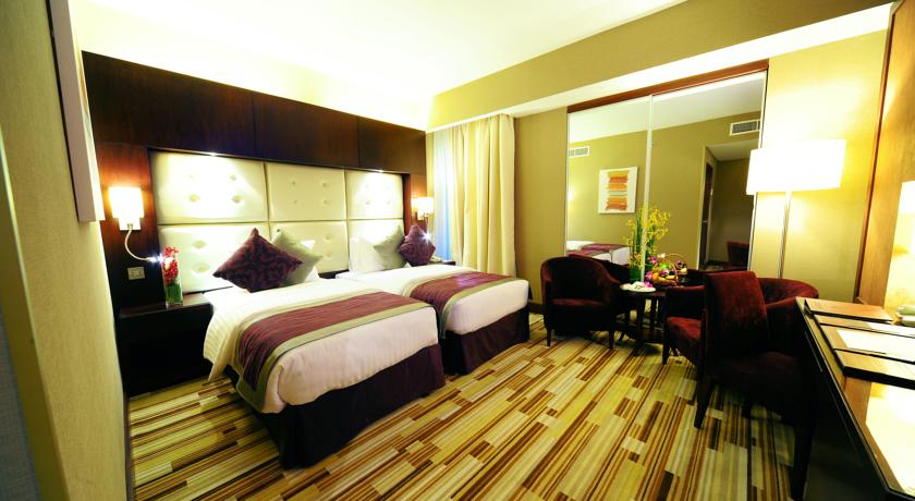 Paragon Hotel
