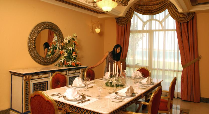 Al Raha Beach Hotel Villas