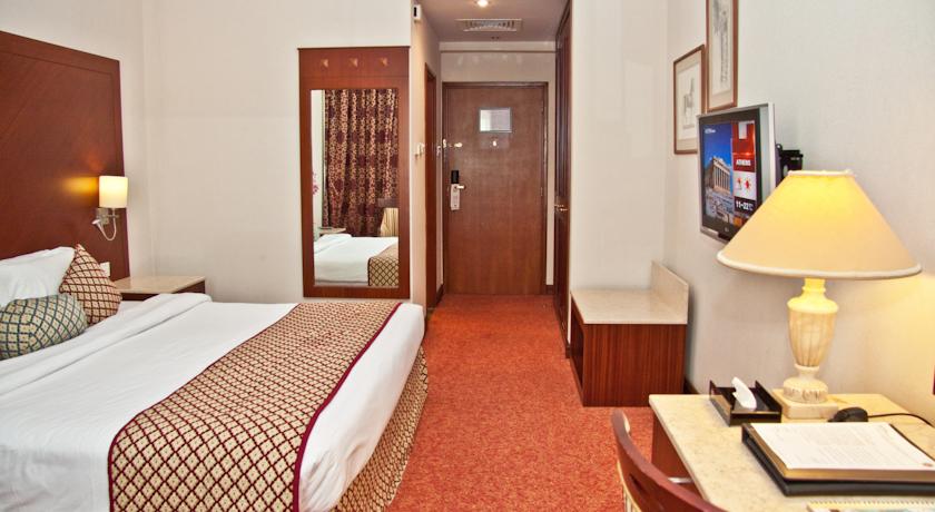 Regent Palace Hotel