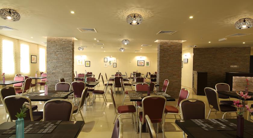 Flora Al Souq Hotel
