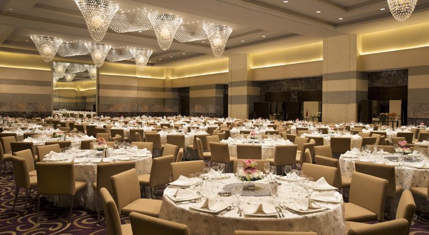 Hilton Capital Grand Abu Dhabi
