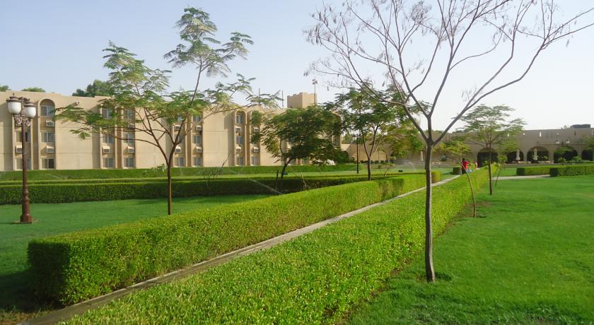 Dhafra Beach Hotel