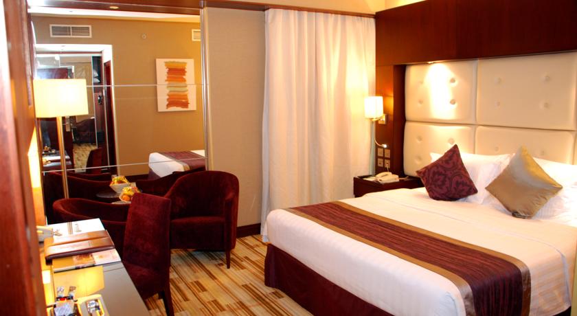 Paragon Hotel