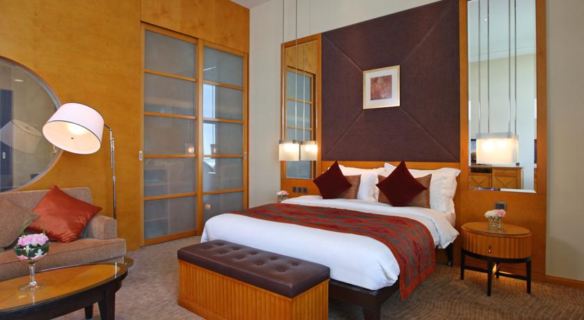 Al Raha Beach Hotel Villas