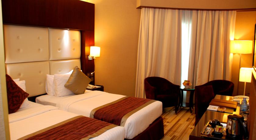 Paragon Hotel