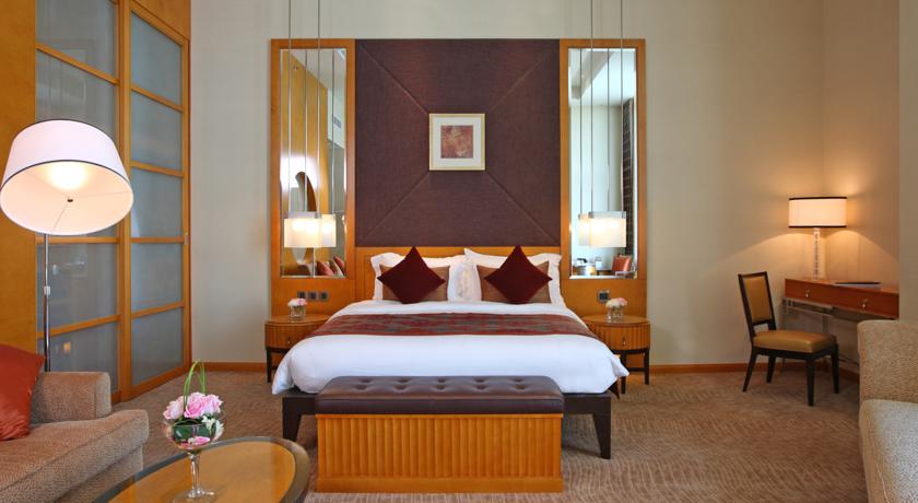 Al Raha Beach Hotel Villas