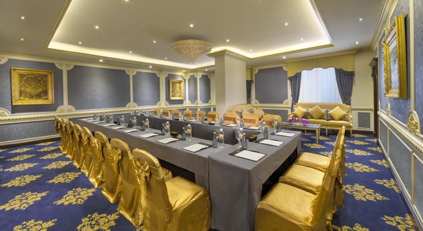 Royal Rose Hotel