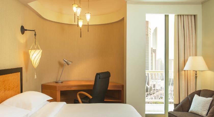 Sheraton Abu Dhabi Hotel & Resort