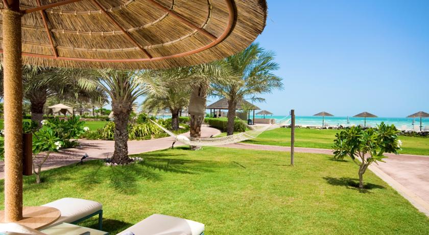 DANAT RESORT JEBEL DHANNA