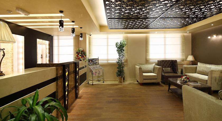 Flora Al Souq Hotel