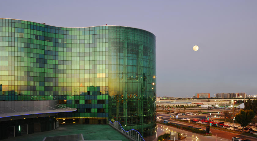 Hilton Capital Grand Abu Dhabi