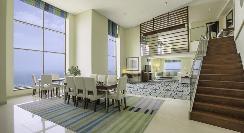 Hilton Dubai The Walk
