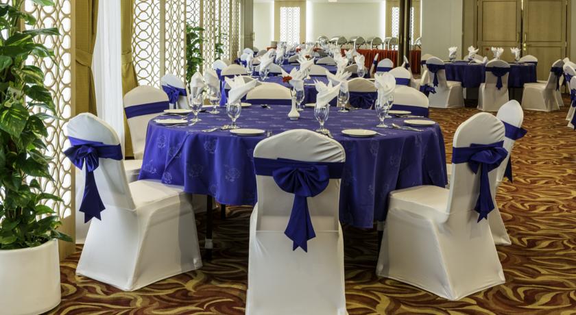 Howard Johnson Hotel Bur Dubai