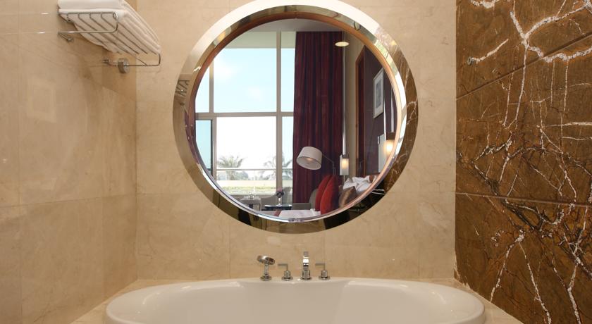 Al Raha Beach Hotel Villas