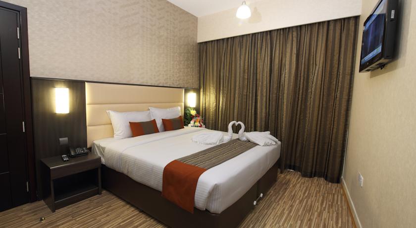Flora Al Souq Hotel