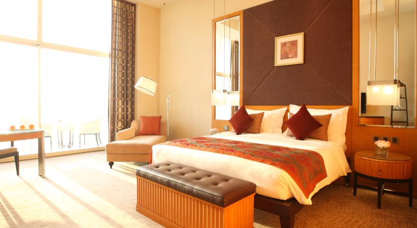 Al Raha Beach Hotel Villas