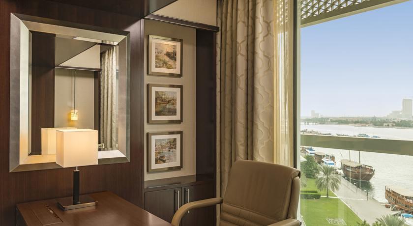 Sheraton Dubai Creek Hotel & Towers