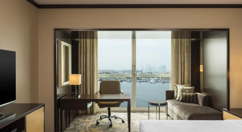 Sheraton Dubai Creek Hotel & Towers