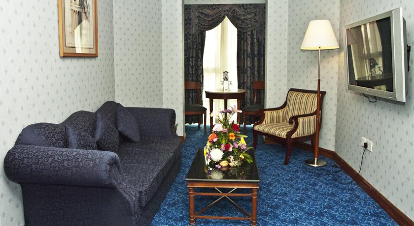 Regent Palace Hotel