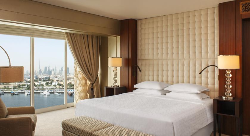 Sheraton Dubai Creek Hotel & Towers