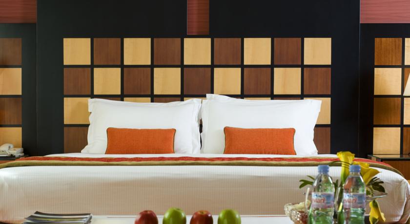 Al Raha Beach Hotel Villas