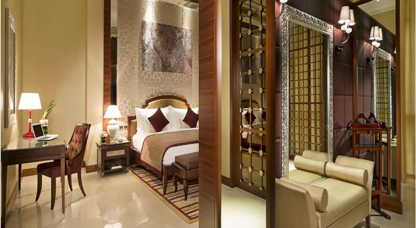 Al Raha Beach Hotel Villas