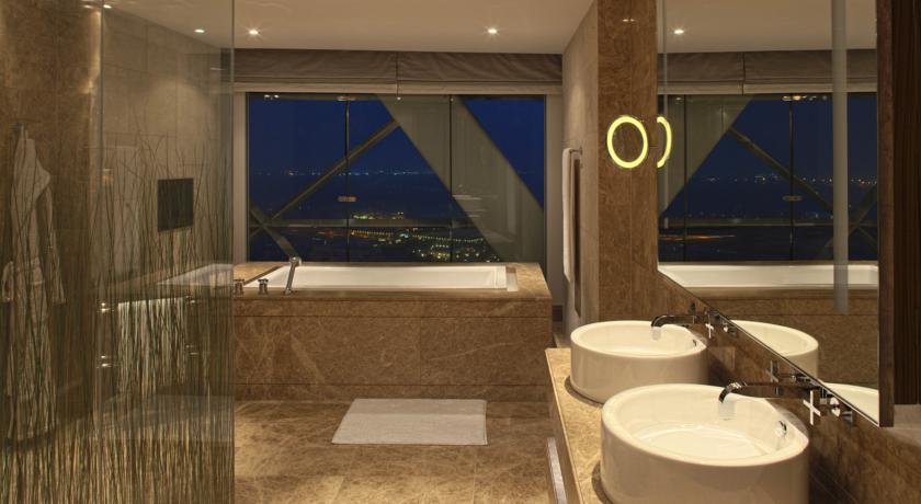 Hyatt Capital Gate, Abu Dhabi