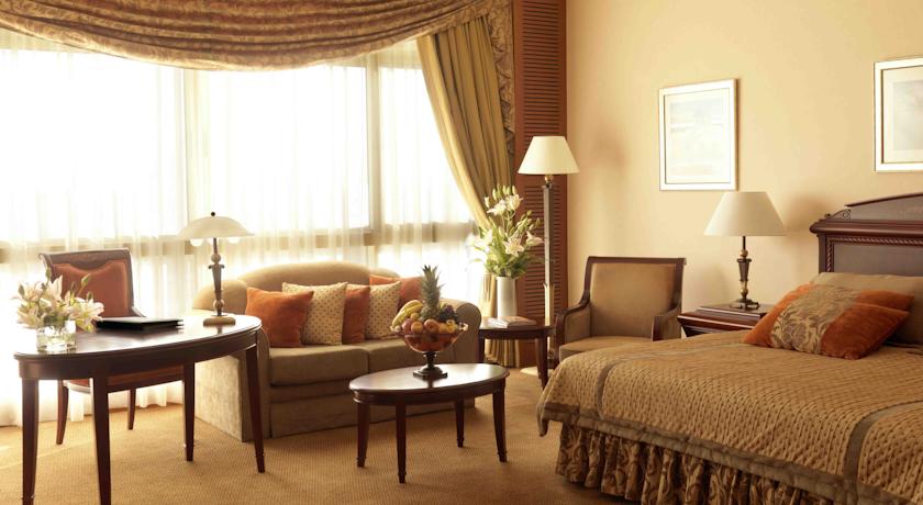 Al Raha Beach Hotel Villas