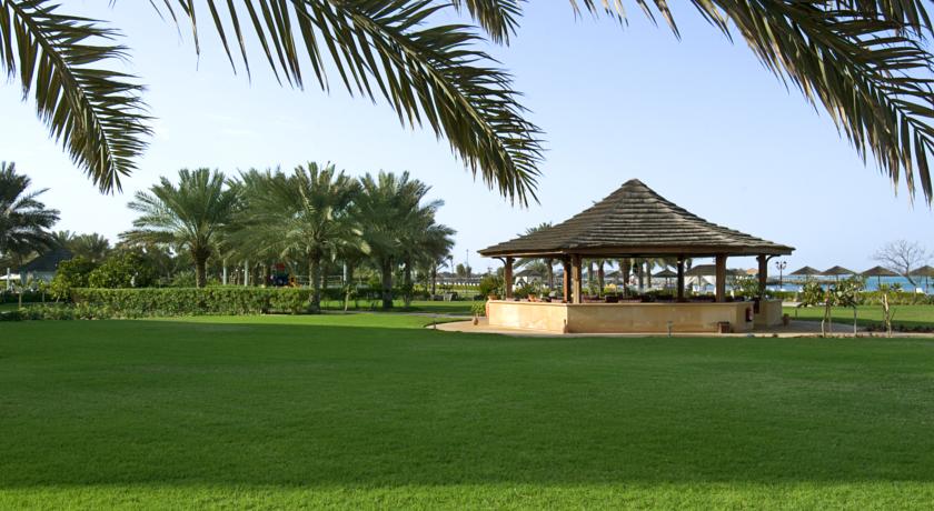 DANAT RESORT JEBEL DHANNA
