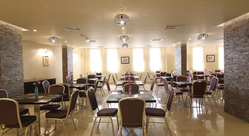 Flora Al Souq Hotel