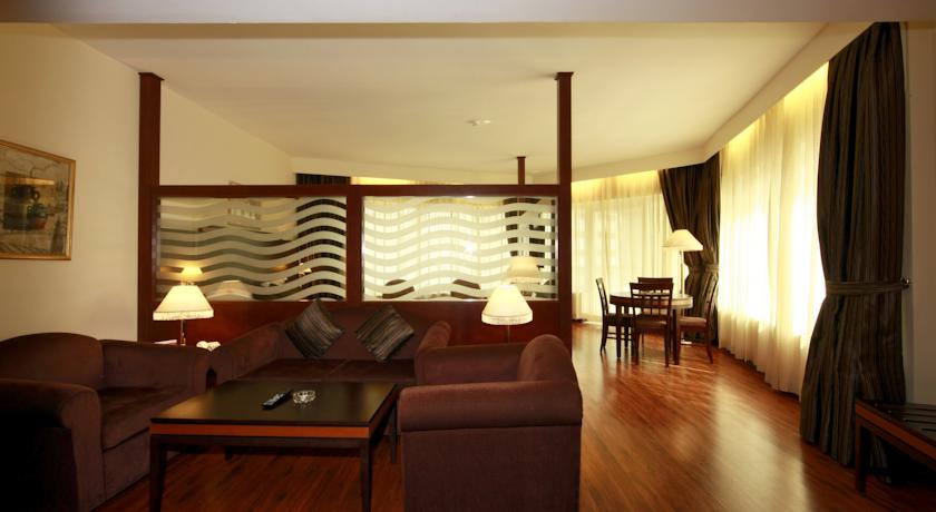 Howard Johnson Hotel Bur Dubai