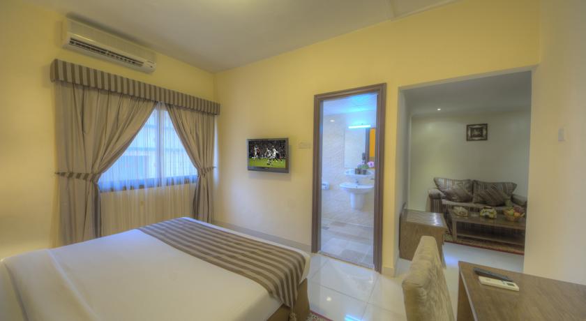 Hyde Park Hotel